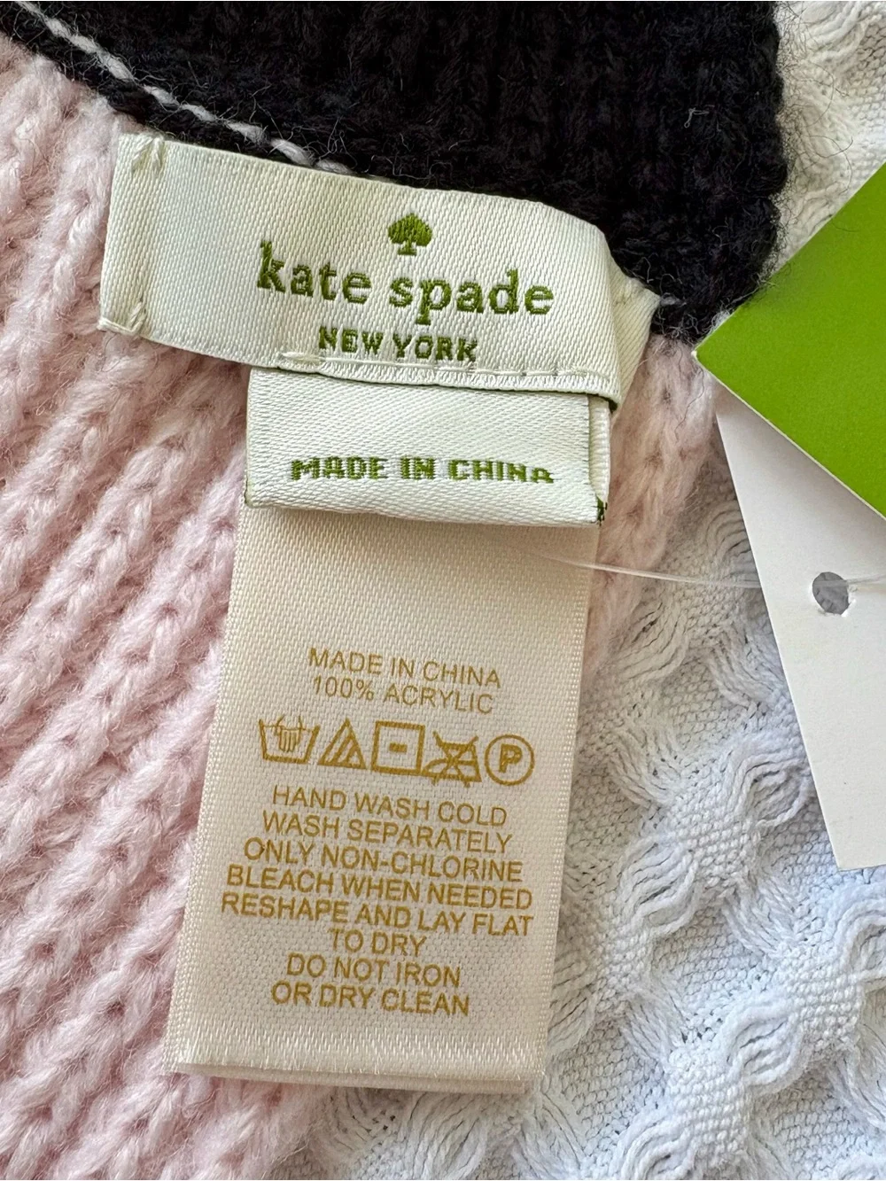 NWT Kate Spade NY Light Pink Black Colorblock Knit Infinity Scarf Gold Charm OS